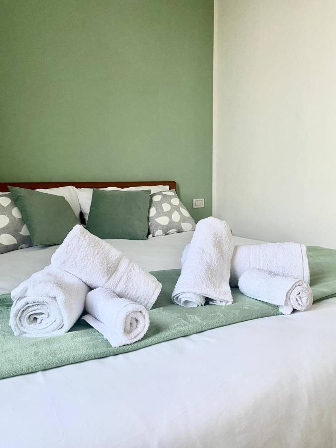 Ringhiera House Tertulliano - Free Street Parking Nearby Apartment Milano Ngoại thất bức ảnh