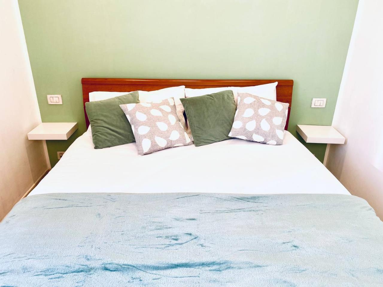 Ringhiera House Tertulliano - Free Street Parking Nearby Apartment Milano Ngoại thất bức ảnh