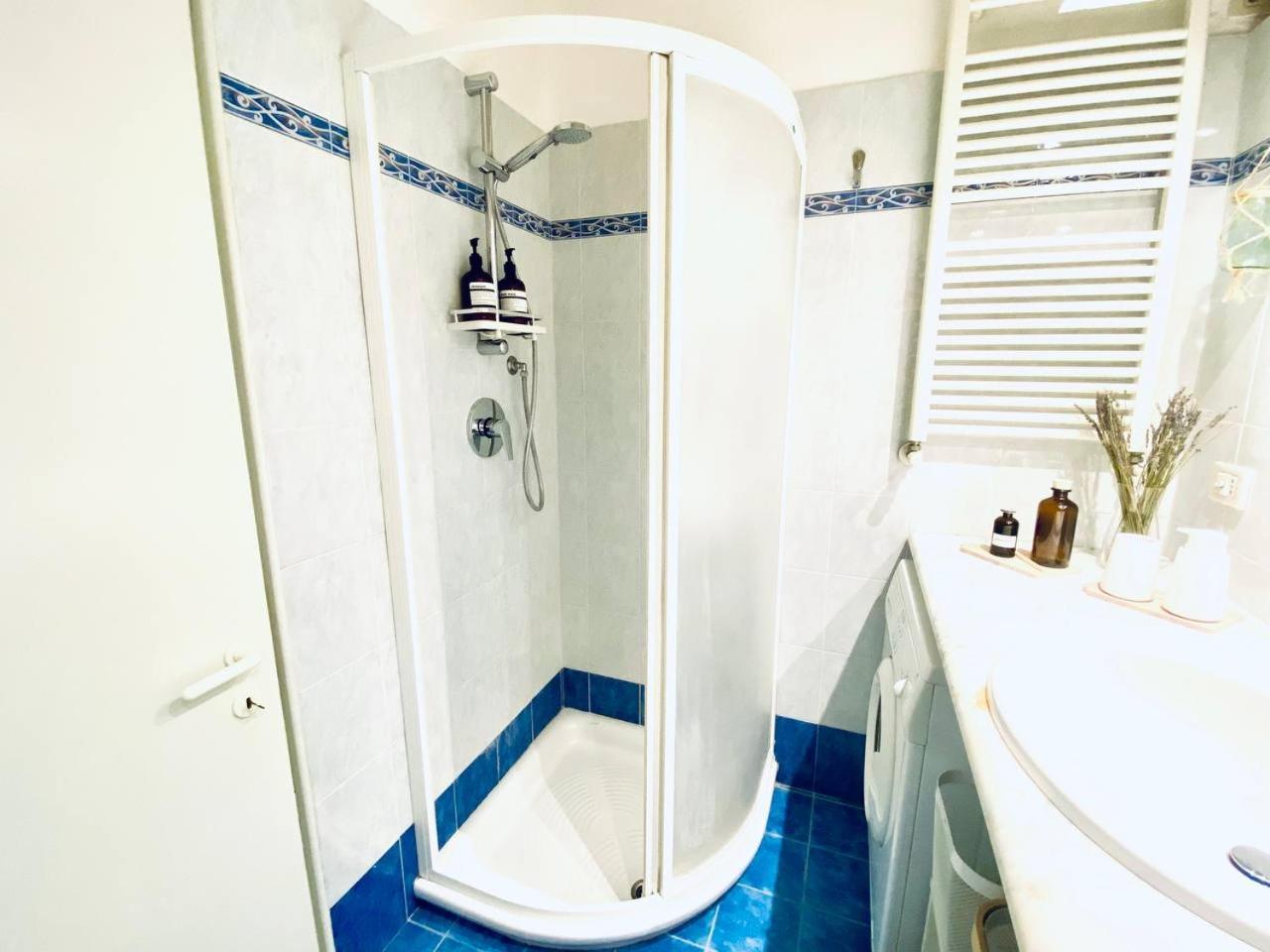 Ringhiera House Tertulliano - Free Street Parking Nearby Apartment Milano Ngoại thất bức ảnh